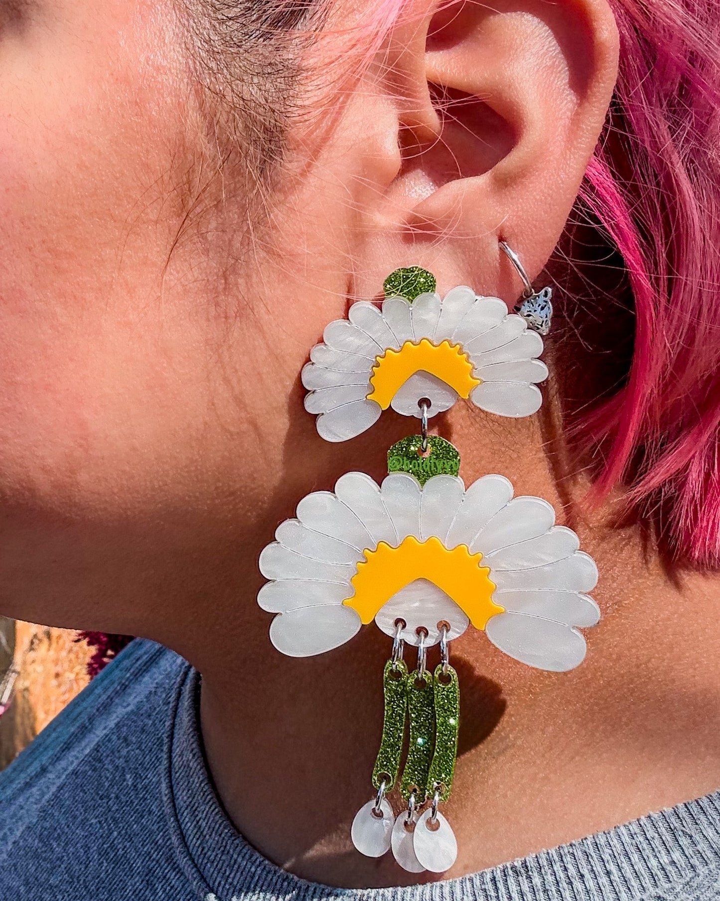 White Pearl Flower Dangles